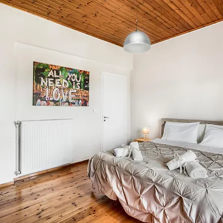 Apartment Magician's *