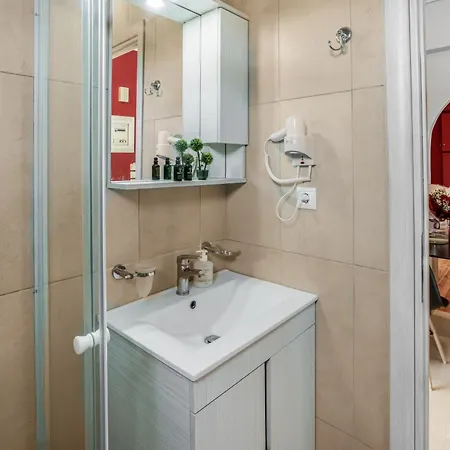 Διαμέρισμα Magician's *