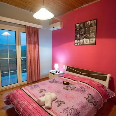 Apartment Magician's Kalligoni